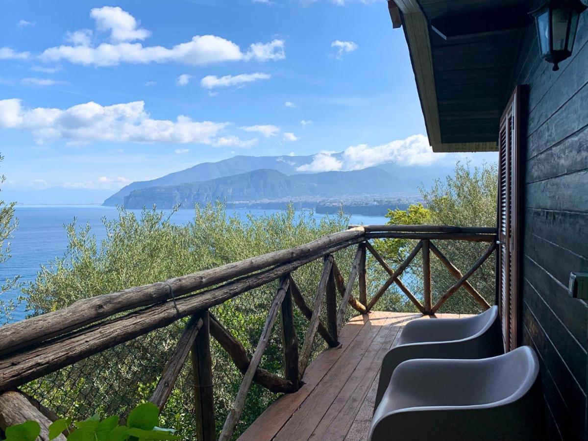 Village Camping Santa Fortunata - Campogaio Sorrento Exteriör bild