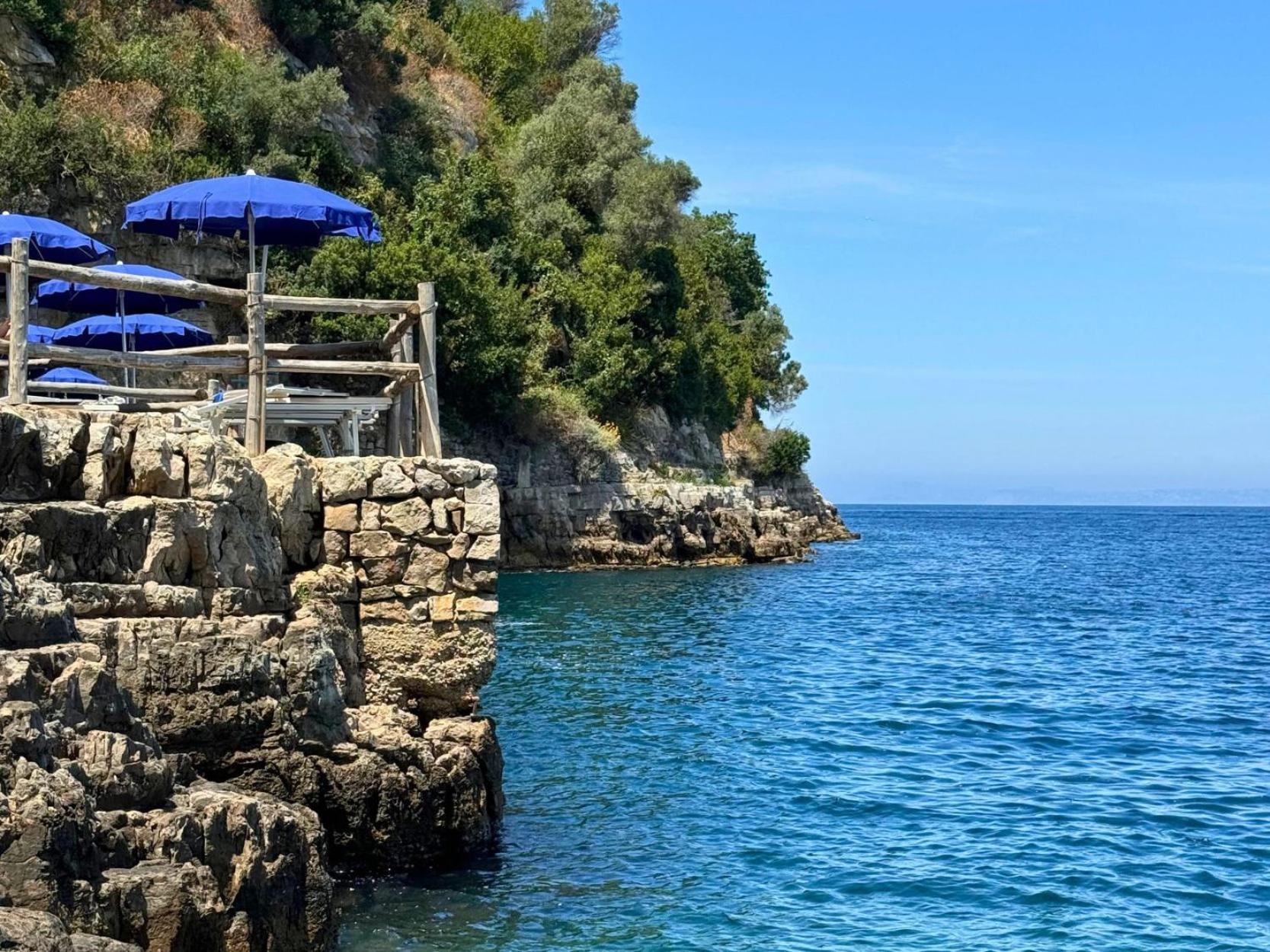 Village Camping Santa Fortunata - Campogaio Sorrento Exteriör bild